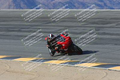 media/Mar-21-2025-CVMA Friday Practice (Fri) [[30cd4fe323]]/2-Racer 1/Session 2 (Bowl)/